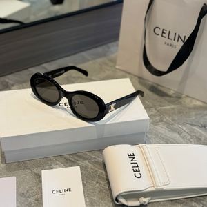 Meet your Posher, Celete